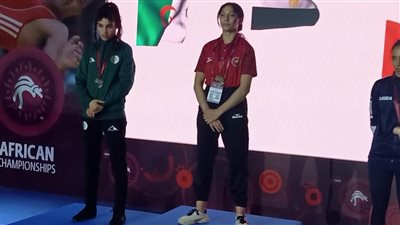 منار المصري تحصد المركز الأول والميدالية الذهبية في بطولة إفريقيا للمصارعة