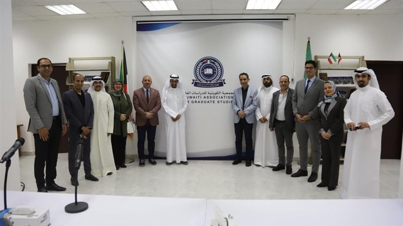 وفد بجامعة المنصورة