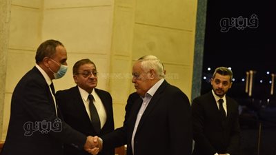 كرم جبر وعلي مصيلحي في عزاء صلاح منتصر | صور