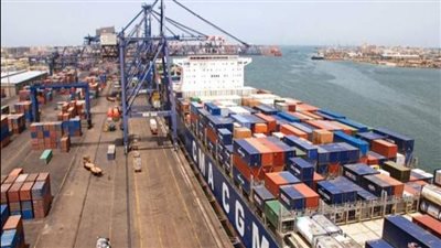 نشاط كبير فى حركة تداول الحاويات بميناءى الإسكندرية والدخيلة