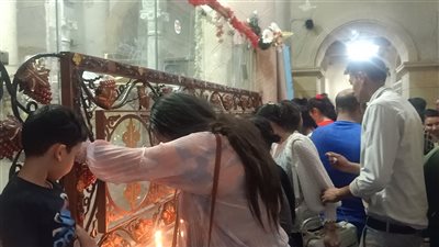 قبر مبروك وبيزوره الآلاف.. ضريح القديسة دميانة وجهة المحتفلين بمولد تكريس الكنيسة بالدقهلية