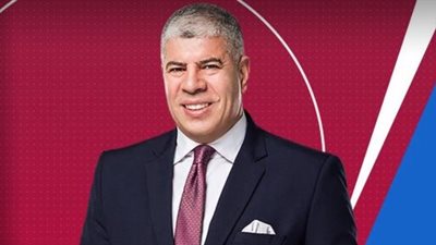 شوبير يسخر من عصام عبد الفتاح بعد تبريره هدف الأهلي الملغى ويهديه واقعة مشابهة