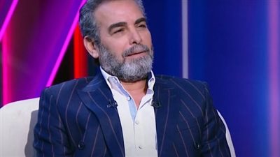 أحمد عبدالعزيز: الفن غدار ورفضت أعمالا لا تليق بتاريخي