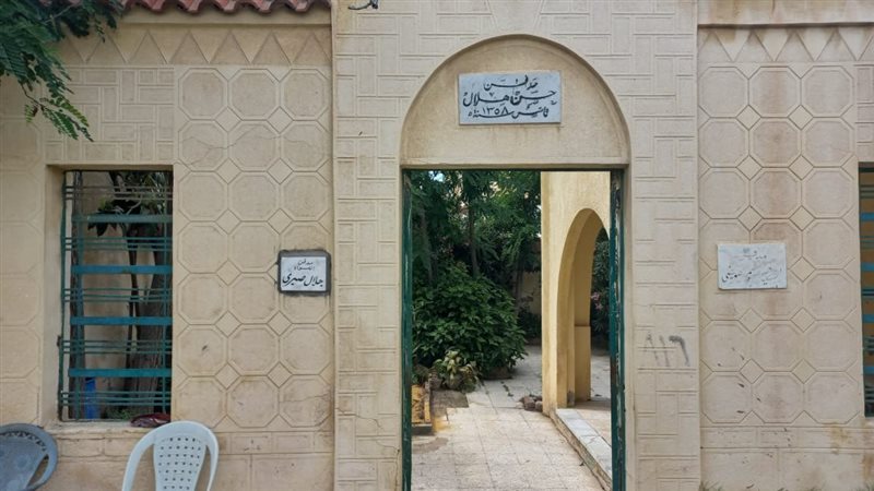تجهيز مقبرة سمير