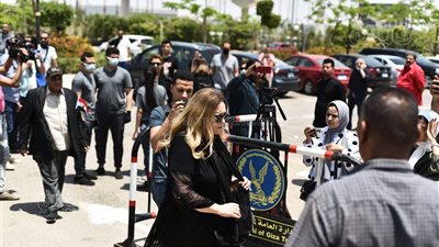 نهال عنبر: سمير صبري كان في حالة جيدة قبل وفاته.. وطلب مني ورق عنب | فيديو