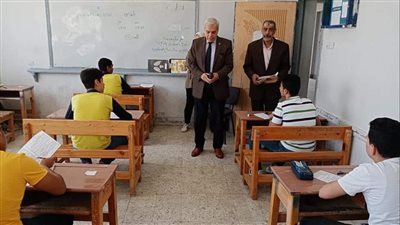 وكيل تعليم الإسماعيلية: تشكيل غرفة عمليات لمتابعة امتحانات الشهادة الإعدادية| صور