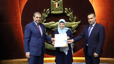 محمد سعفان يشارك في احتفال متحف القوات الجوية بعيد العمال