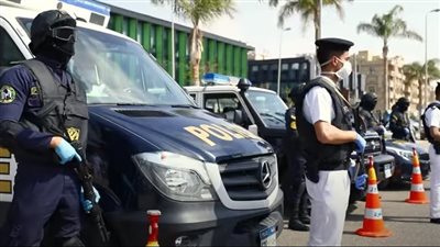 أمن المنافذ يحبط تهريب مواد مخدرة ونقد أجنبي