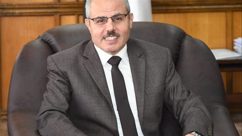 الدكتور ناصر مندور