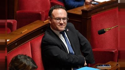 وزير التضامن الفرنسي الجديد ينفي اتهامات التحرش الجنسي