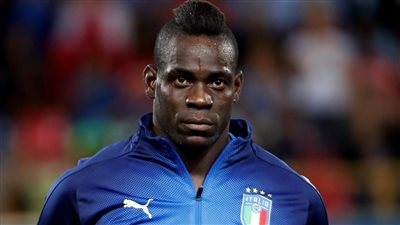 بالوتيلي: هناك لاعب عربي أفضل فنيا من نيمار 