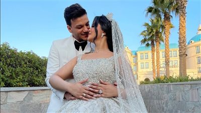 حودة بندق يدخل في وصلة رقص بحفل زفافه بحضور نجوم المهرجانات| فيديو وصور