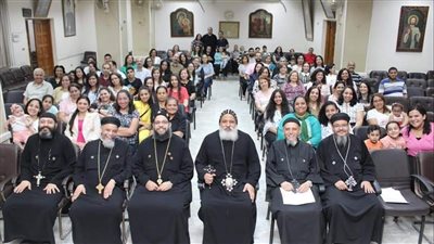 أسقف حدائق القبة يكرم أوائل 