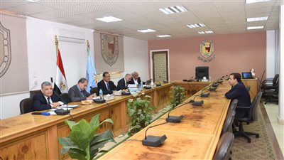 المرشحون لمنصب عميد كلية الزراعة بجامعة سوهاج يعرضون خططهم التطويرية