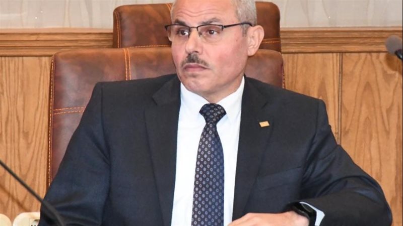 الدكتور ناصر مندور