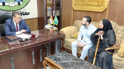 محافظ المنوفية يواصل لقاءاته اليومية بالمواطنين لحل مشاكلهم | صور