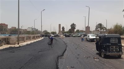 استمرار أعمال رصف شوارع جرجا في سوهاج بتكلفة 4 ملايين جنيه