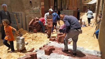 تطوير وتجميل شوارع وحواري البداري بأسيوط ببلاط الإنترلوك 