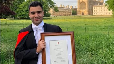 جامعة كامبريدج تمنح الدكتوراة للباحث المصري أحمد عبد الباقي في «الكيمياء الحيوية»