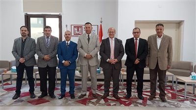 لجنة لاعتماد وحدة التدريب على تكنولوجيا المعلومات بجامعة المنصورة