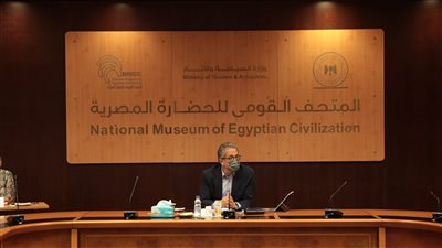 وزير السياحة والآثار يناقش خطط زيادة إيرادات المتحف القومي للحضارة