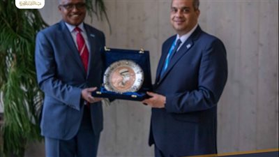 رئيس هيئة الدواء يبحث التعاون مع مدير قسم التسجيل والتقييم بمنظمة الصحة العالمية