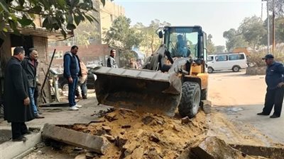 شاهد.. لحظة إزالة التعديات بإمبابة والمنيرة