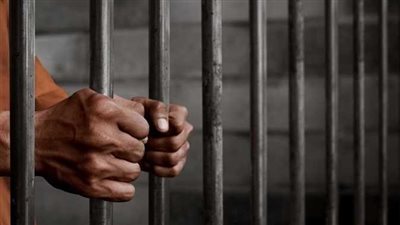 التحقيق مع عاطل لابتزازه سيدة وتهديده بنشر صور فاضحة بالتجمع الأول