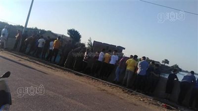 بعد 24 ساعة.. انتشال جثة شاب غرق في بحر شبين بالغربية | صور