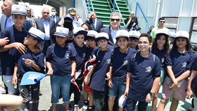 هيئة قناة السويس تحتفي بأسر شهداء القوات المسلحة والشرطة | صور