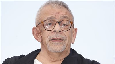 يسري نصر الله مع أعضاء لجنة تحكيم الأفلام القصيرة في كان| صور