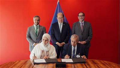الأكاديمية العربية توقع مذكرة تعاون مع رابطة المرأة لتعزيز دورها بالقطاع البحري