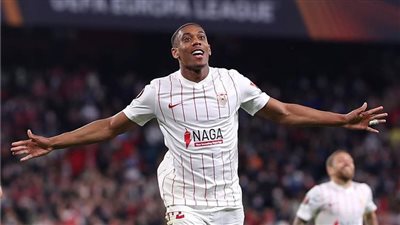 رسميا، أنتوني مارسيال أول لاعب فرنسي ينتقل إلى مونتيري المكسيكي 