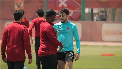 مران الأهلي.. ثنائي الفريق يواصل التأهيل 