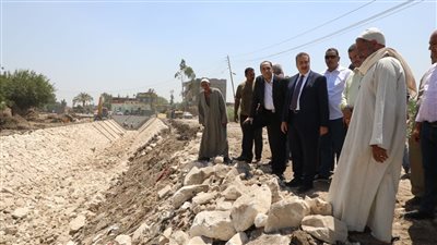 محافظ المنوفية يحيل رئيس قرية جريس للتحقيق لتدنى مستوى النظافة