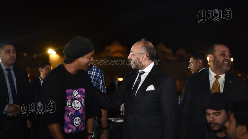حسام المندوه مع رونالدينيو