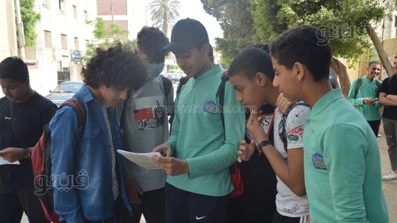 طلاب الشهادة الأعدادية