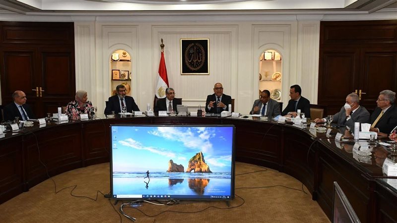 اجتماع وزير الإسكان