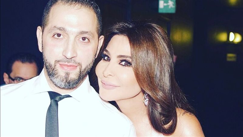 إليسا وشقيقها