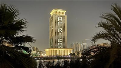 مصر تحتفل بيوم أفريقيا بإضاءة مبنى الخارجية