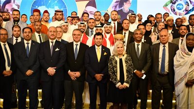 أشرف صبحي يشهد ختام منتدى العاملين بالشباب والرياضة العرب