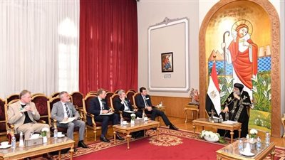 البابا تواضروس لوفد كلية الدفاع البريطانية: بالمحبة نستطيع القضاء على الإرهاب