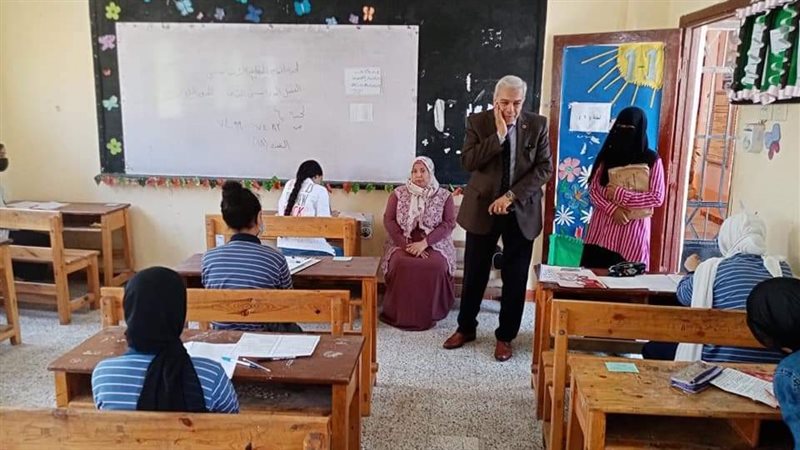 جانب من الامتحانات