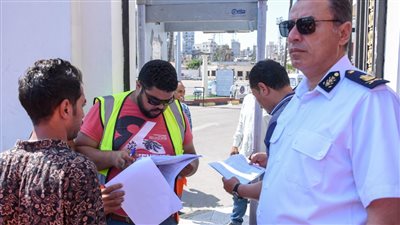 قرعة علنية لـ 400 بائع متجول بالإسكندرية للحصول على محلات بحق الانتفاع 