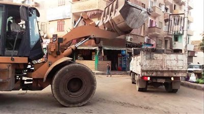 حملات مكثفة للنظافة والتجميل والإنارة بجميع مراكز سوهاج 