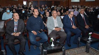 تكريم 109 أسر من شهداء الأطباء بجائحة كورونا في الدقهلية | صور