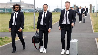 بعثة ريال مدريد تصل إلى فرنسا استعدادا لنهائي دوري أبطال أوروبا |فيديو 
