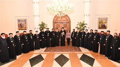 البابا تواضروس يستقبل متدربي دورة 