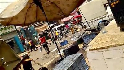  قتلى وجرحى بانفجار قنبلة يدوية في سوق شعبي بعدن