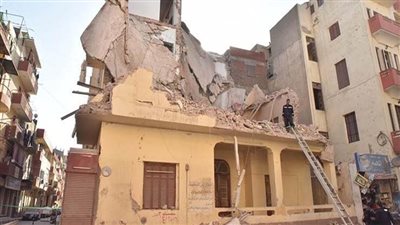 انهيار منزل على أسرة من 9 أفراد في سوهاج 